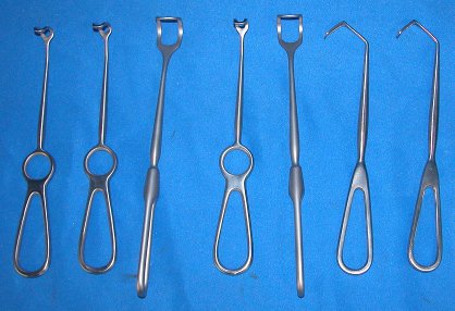 Retractors, Small, Hand-held