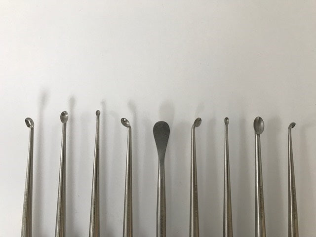 LIFE INSTRUMENTS LONG HANDLE CURETTES SET