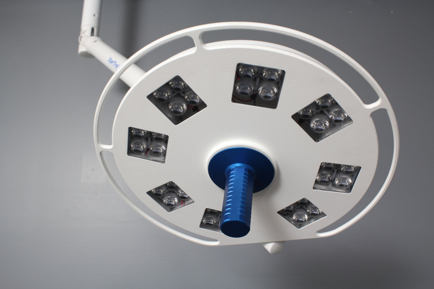 Startrol Galaxy High Output 8 Pod Ceiling Light With Wall Control