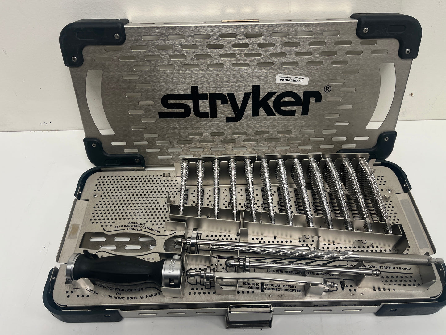STRYKER ACCOLADE II BROACH TRAY