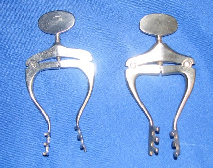 Jansen Retractor
