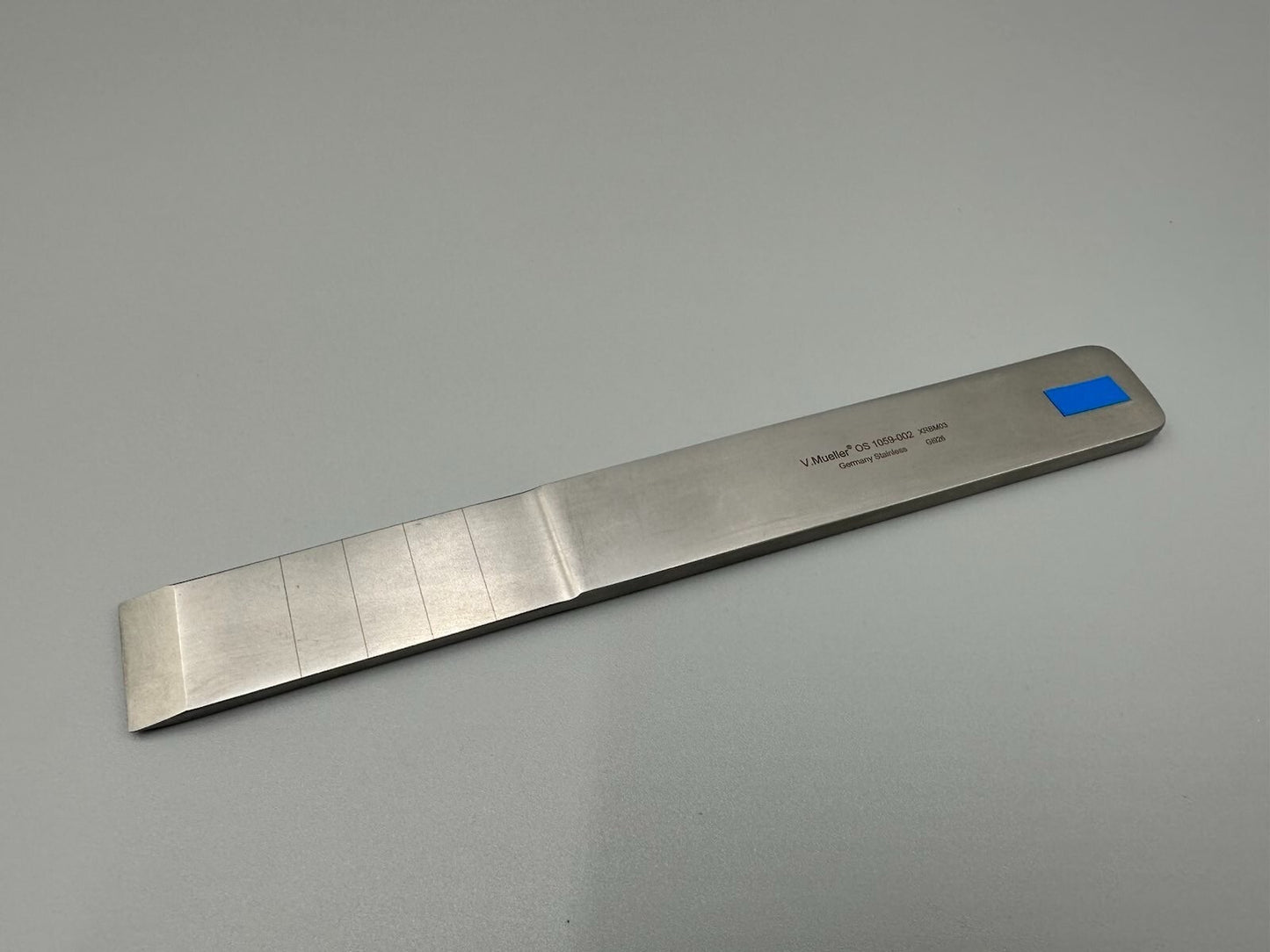 Osteotome  Straight 22 mm Wide