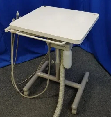 ADEC 2615 ASSITANT CART DENTAL STATION