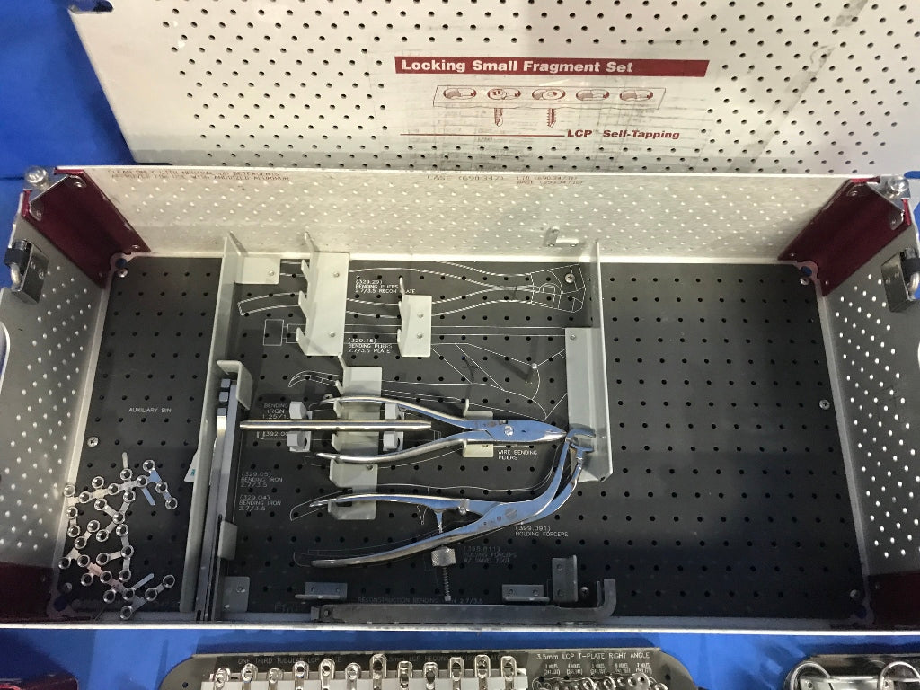 Synthes Locking Small Fragment Set  LCP Self Tapping