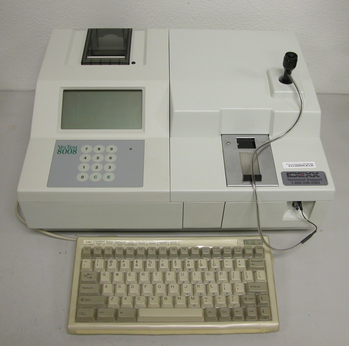 Idexx VetTest 8008 Chemistry Analyzer