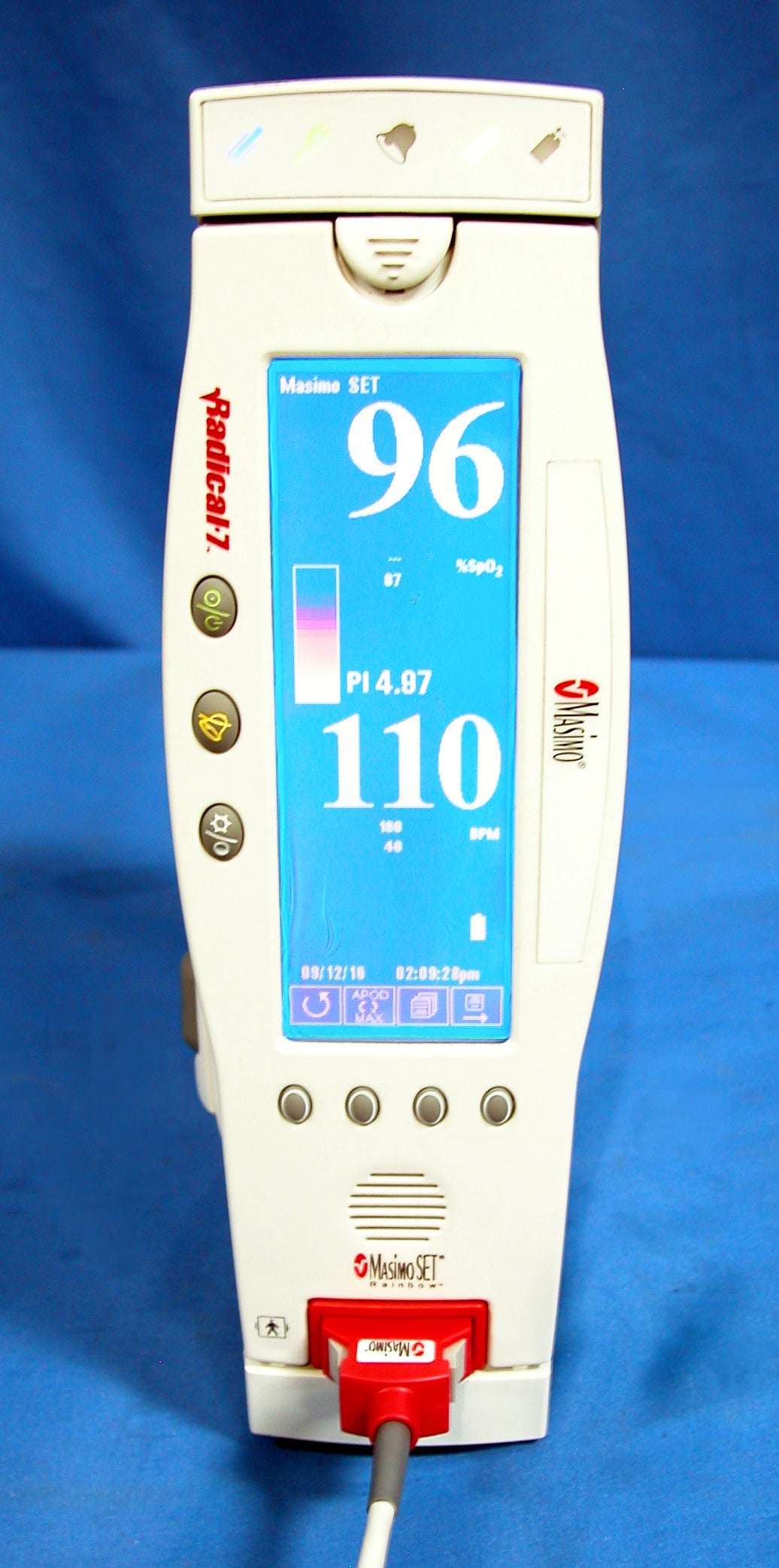 Masimo Radical-7 Handheld Pulse Oximeter with Docking Station