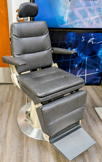Reliance 980 Ophthalmic Chair