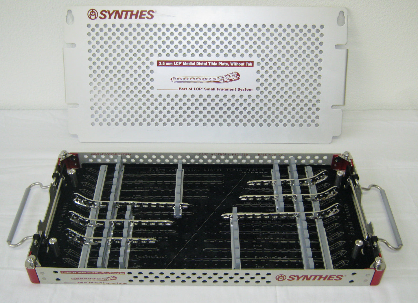 Synthes 01.122.001 3.5mm LCP Medial Distal Tibia Plate (Without Tab) Implant Set