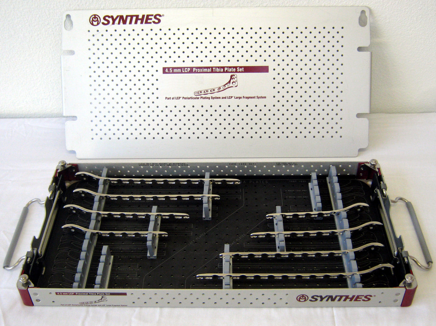 Synthes 105.222 4.5mm LCP Proximal Tibia Plate Implant Set