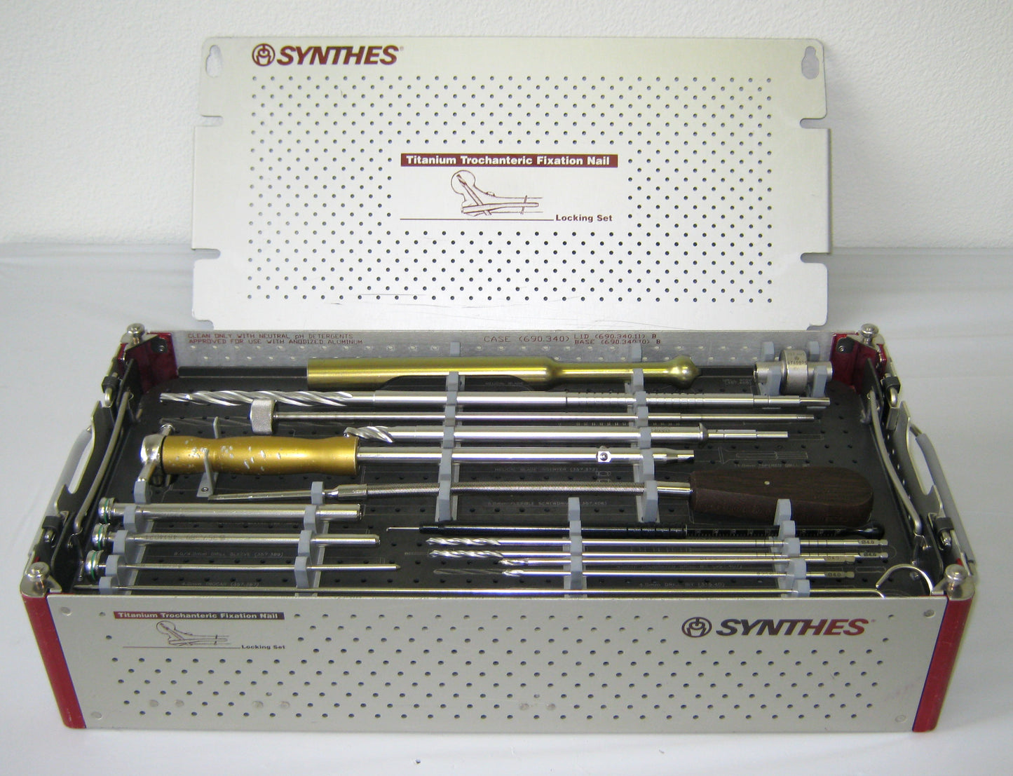 Synthes 105.643 Titanium Trochanteric Fixation Nail Locking Set, With Locking Screws