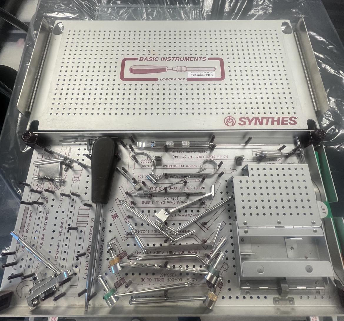 Synthes Basic Instrument Set for LC-DCP & DCP