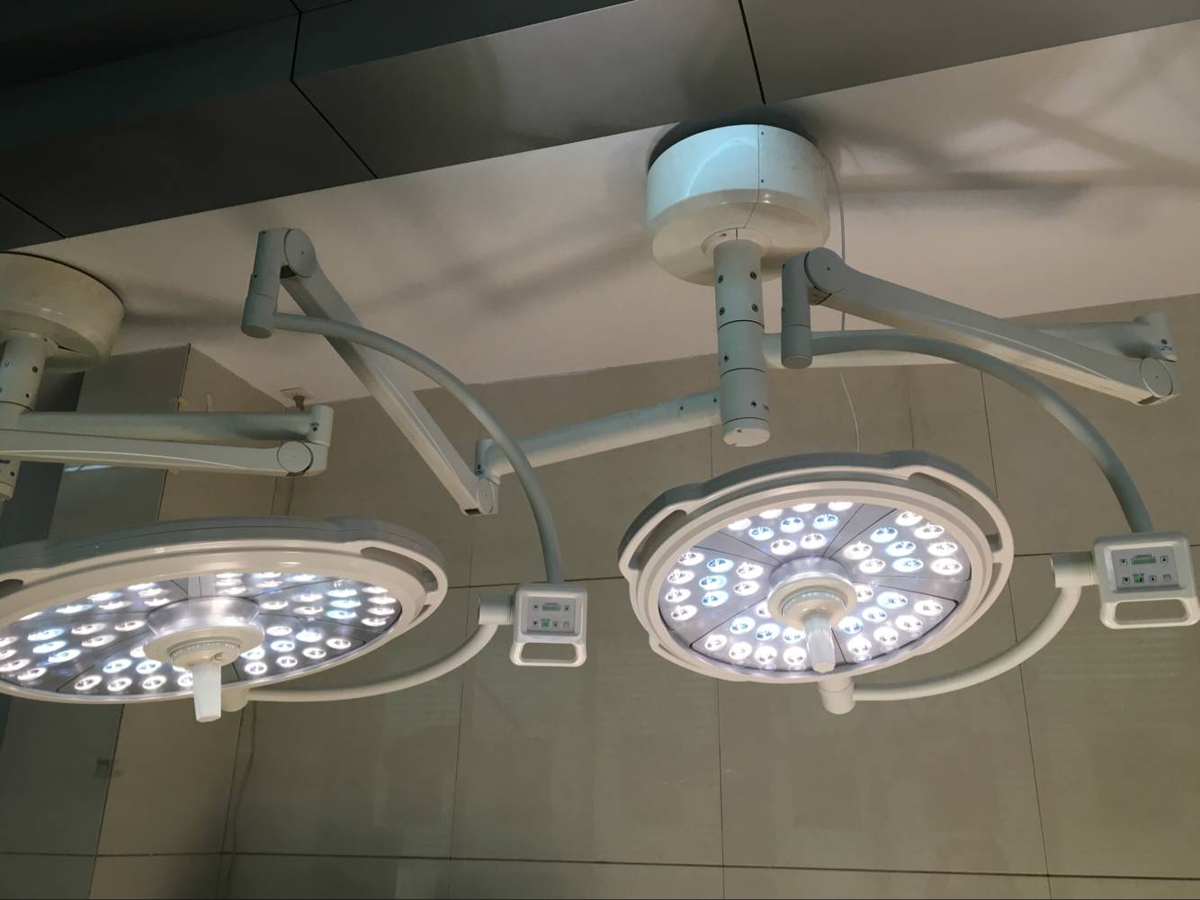 -NEW- W.E. LED Dual Surgical lights.